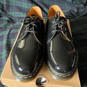 Dr. Martin’s NIB Women’s 1461 Oxford Black Patent Lamper US11 UK9 - Perfect!
